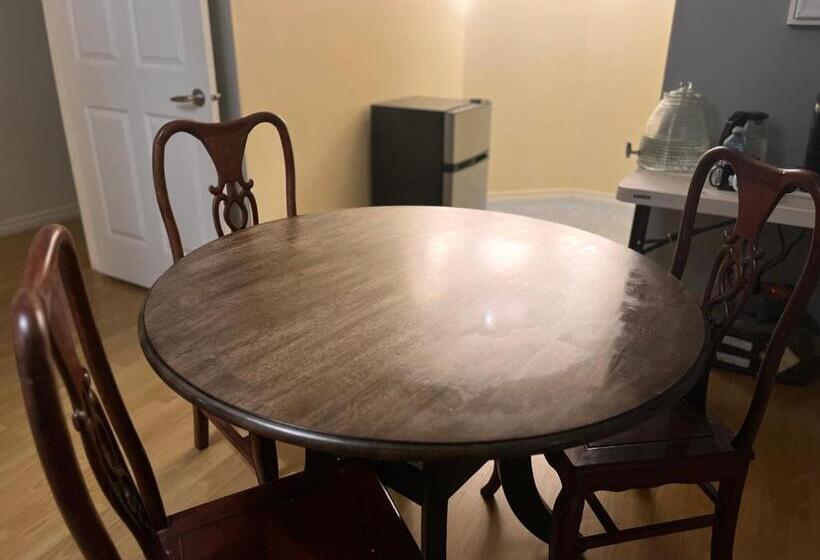 Hotel Big Band House