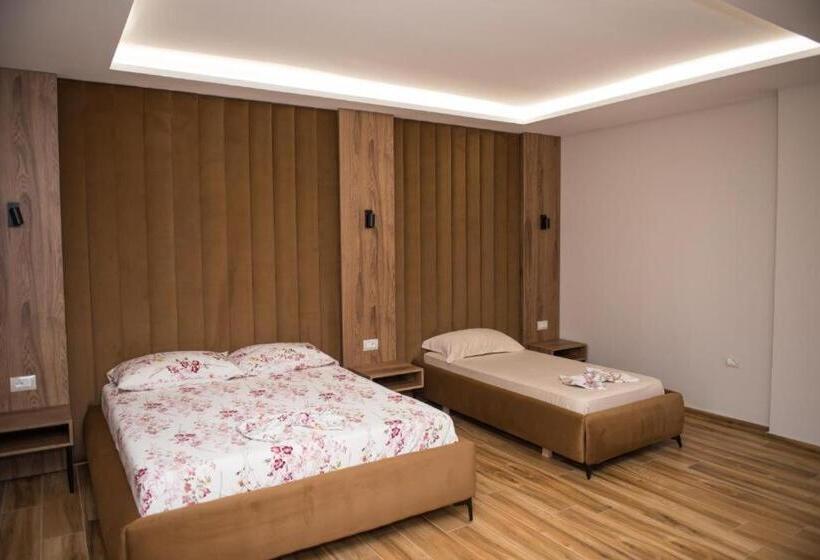 هتل Donatelo New 2