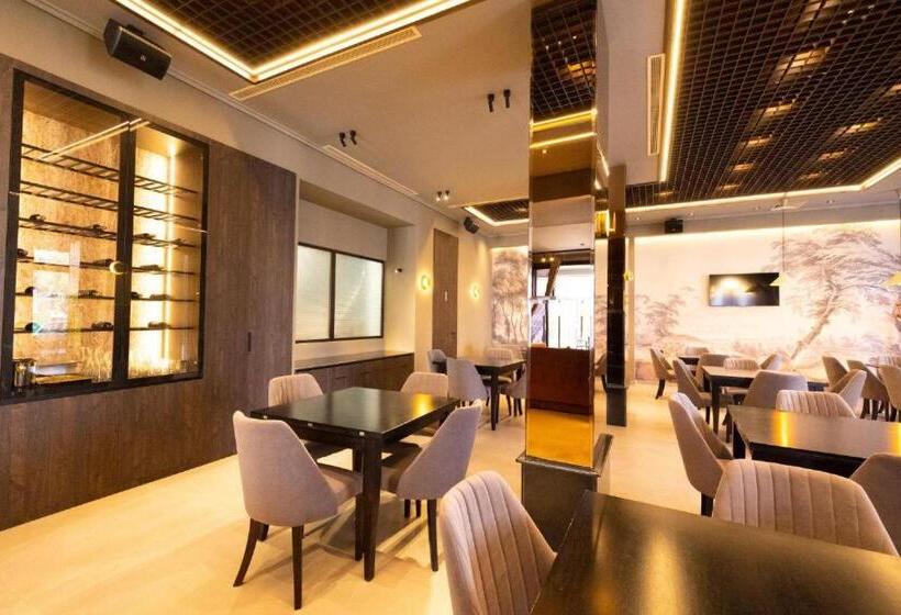 هتل Donatelo New 2