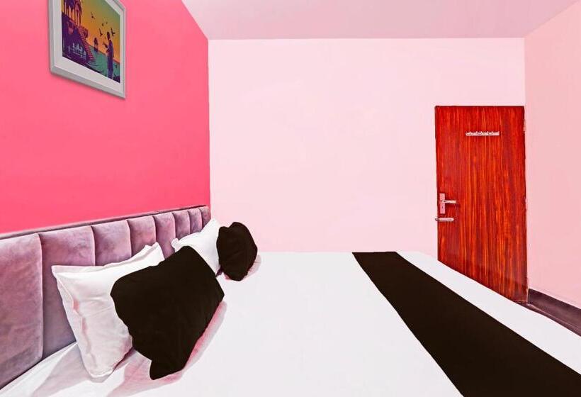 ホテル Oyo Flamingo Inn