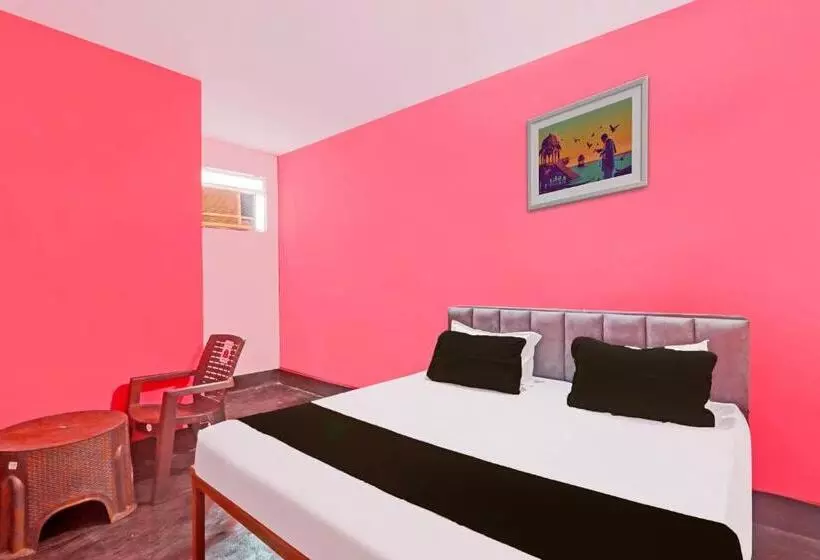 هتل Oyo Flamingo Inn