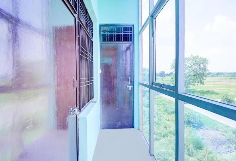 ホテル Spot On Sky Blue