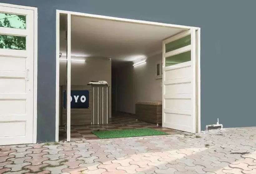 ホテル O Grace Residency