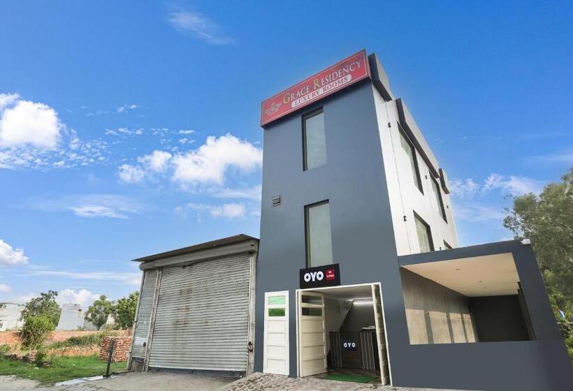 هتل O Grace Residency