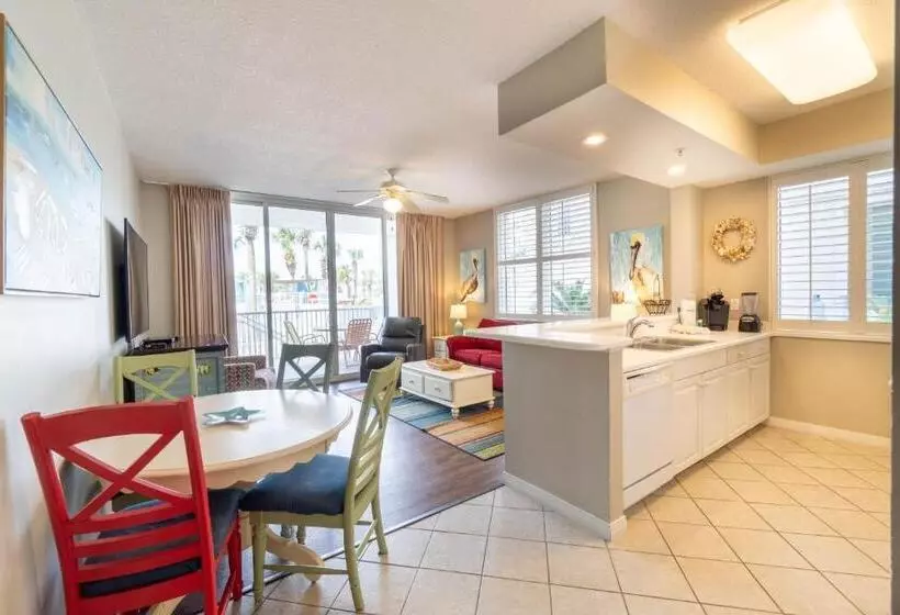 Pekilana Laini   New In Destin, Lazy River, Pools