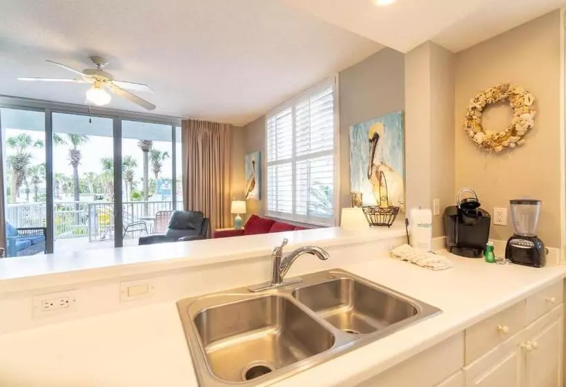 Pekilana Laini   New In Destin, Lazy River, Pools