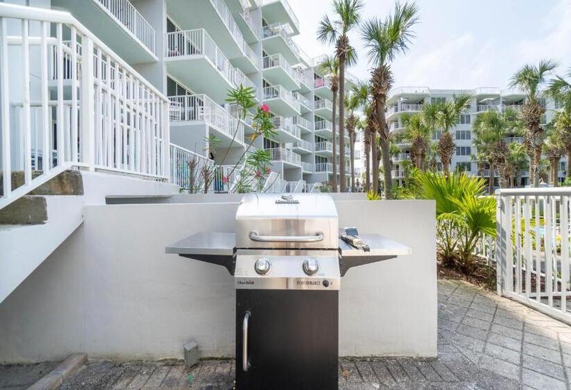 Pekilana Laini New In Destin, Lazy River, Pools