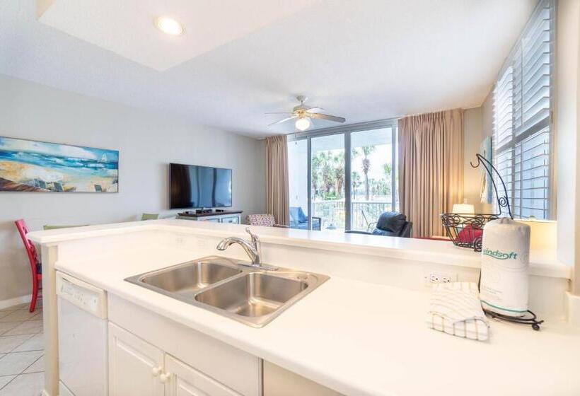 Pekilana Laini New In Destin, Lazy River, Pools