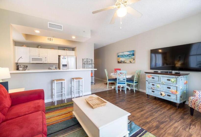 Pekilana Laini New In Destin, Lazy River, Pools