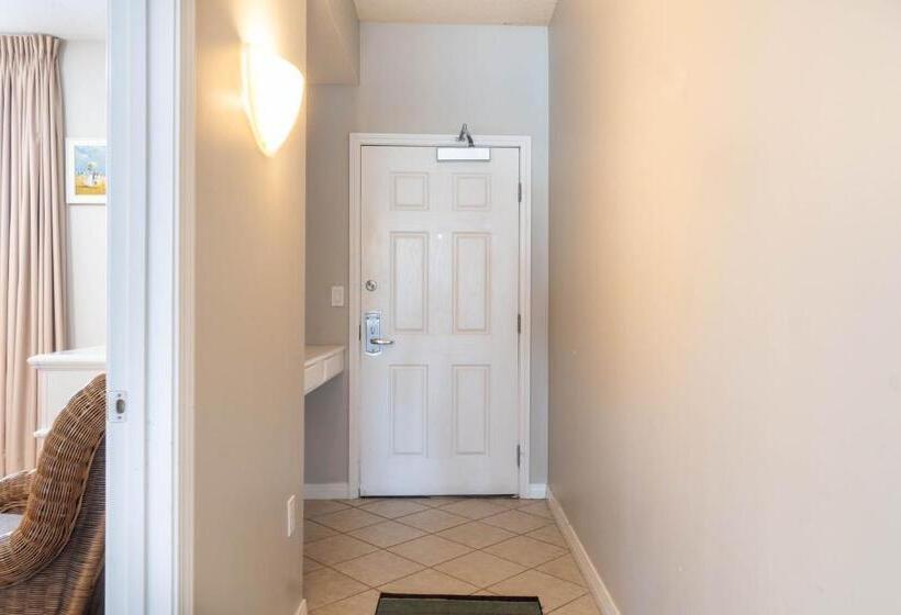 Pekilana Laini New In Destin, Lazy River, Pools