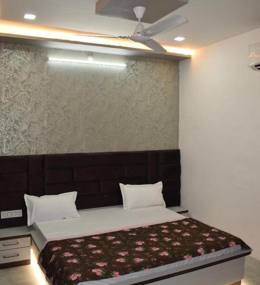 Pensão Brij Maya Dham