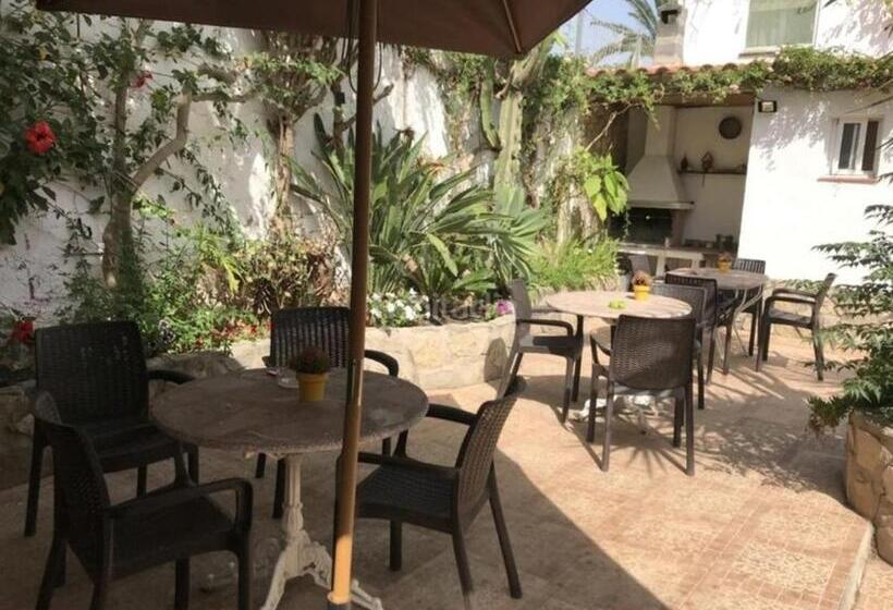 پانسیون Ca L Ona Antiguo Can Leon