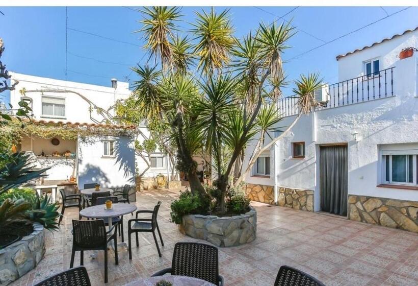 پانسیون Ca L Ona Antiguo Can Leon