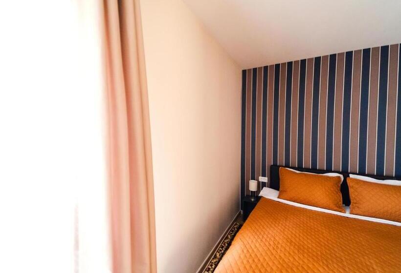 پانسیون Casa Pia