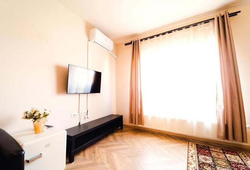 پانسیون Casa Pia