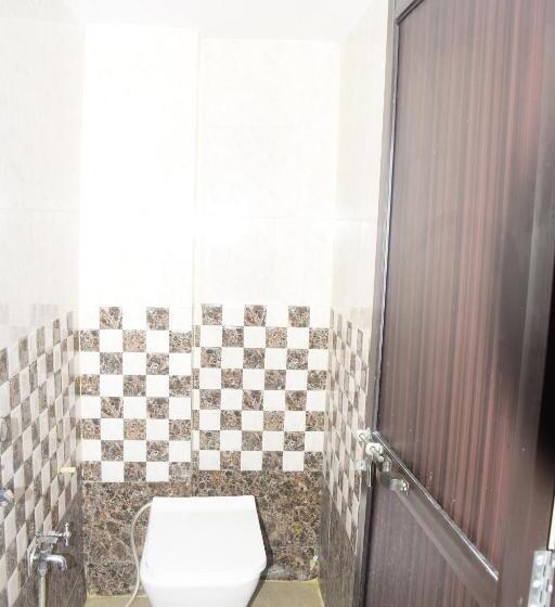 پانسیون Gurudham Guest House