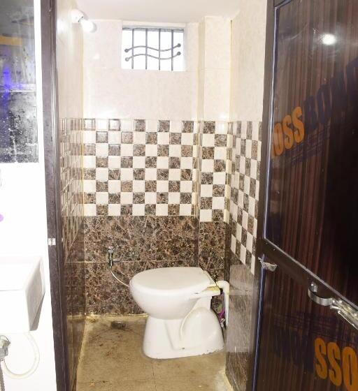 پانسیون Gurudham Guest House