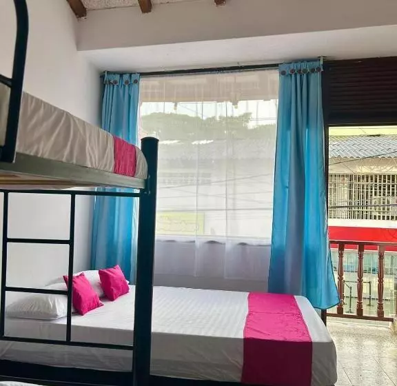 ペンション Casa Hotelgitanos