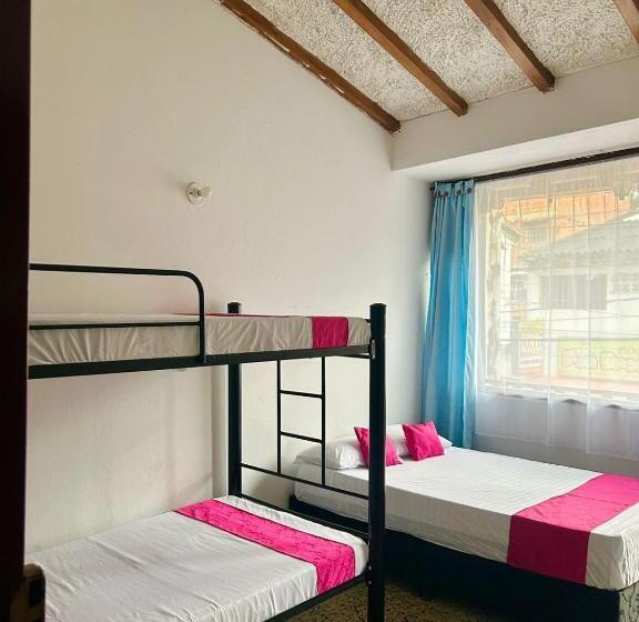 Pension Casa Hotelgitanos