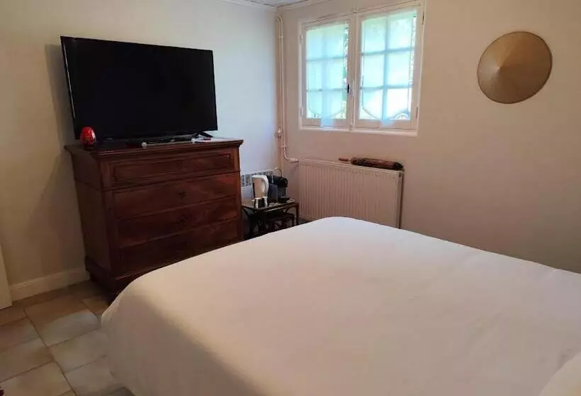 Majatalo Jolie Chambre Indépendante Avec Salle D Eau Privée