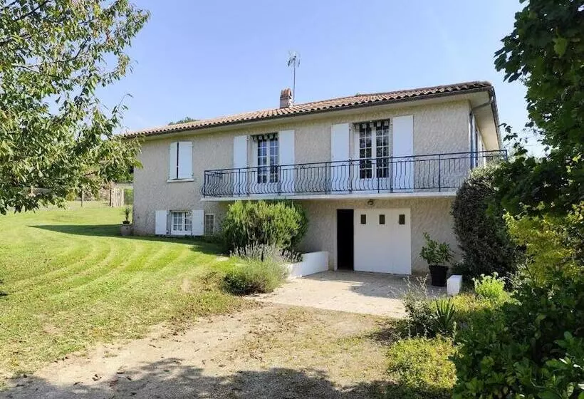 Majatalo Jolie Chambre Indépendante Avec Salle D Eau Privée