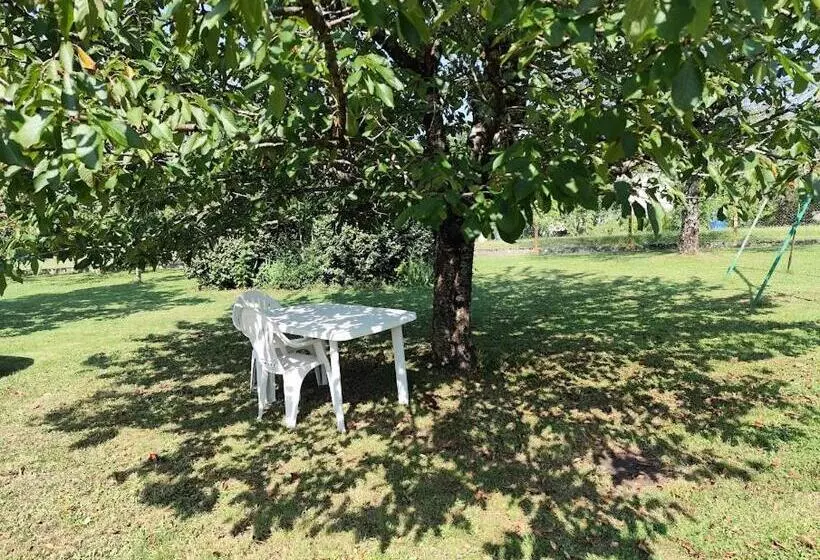 Majatalo Jolie Chambre Indépendante Avec Salle D Eau Privée