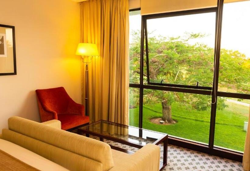 Phakalane Golf Estate Hotel & Convention Centre