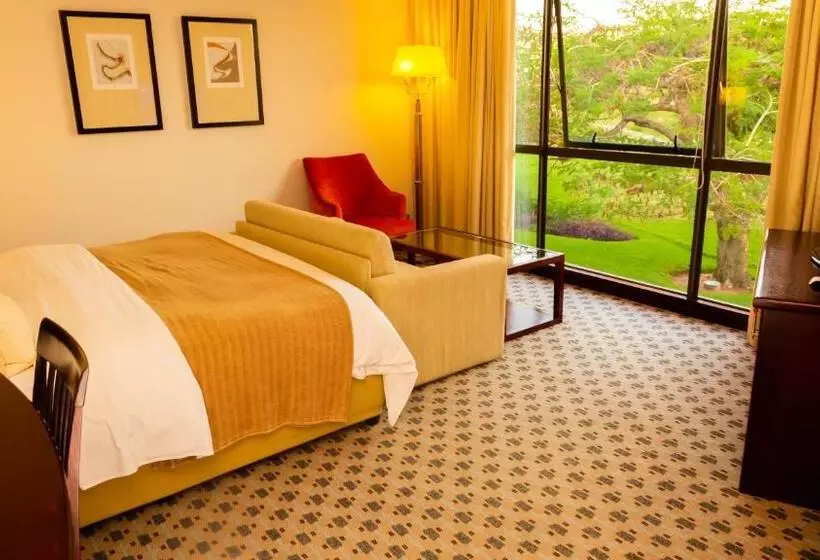 Phakalane Golf Estate Hotel & Convention Centre
