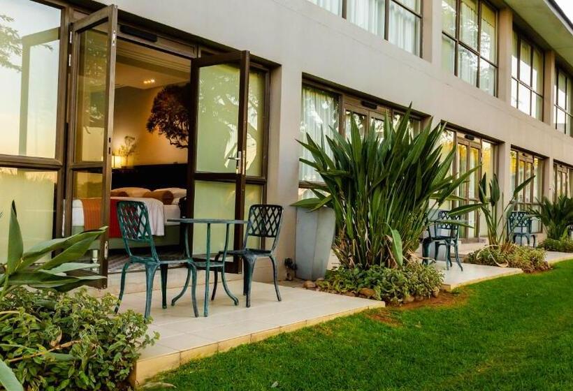 Phakalane Golf Estate Hotel & Convention Centre