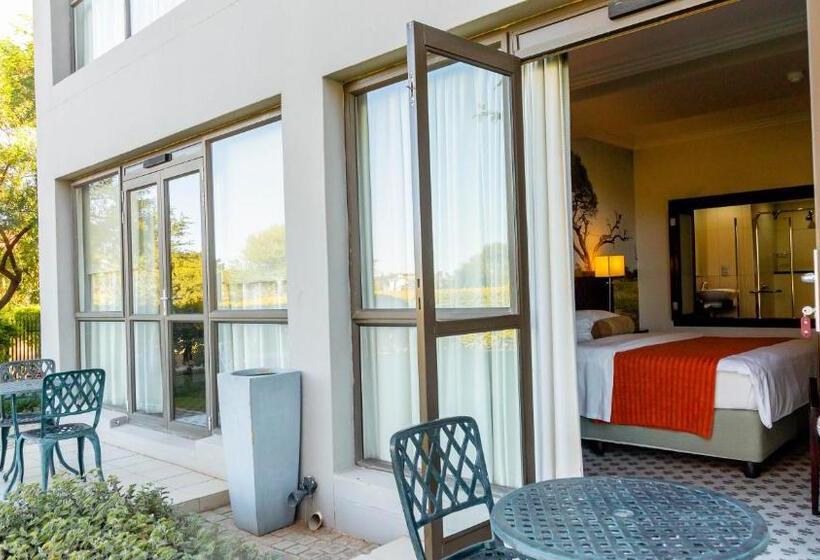 Phakalane Golf Estate Hotel & Convention Centre