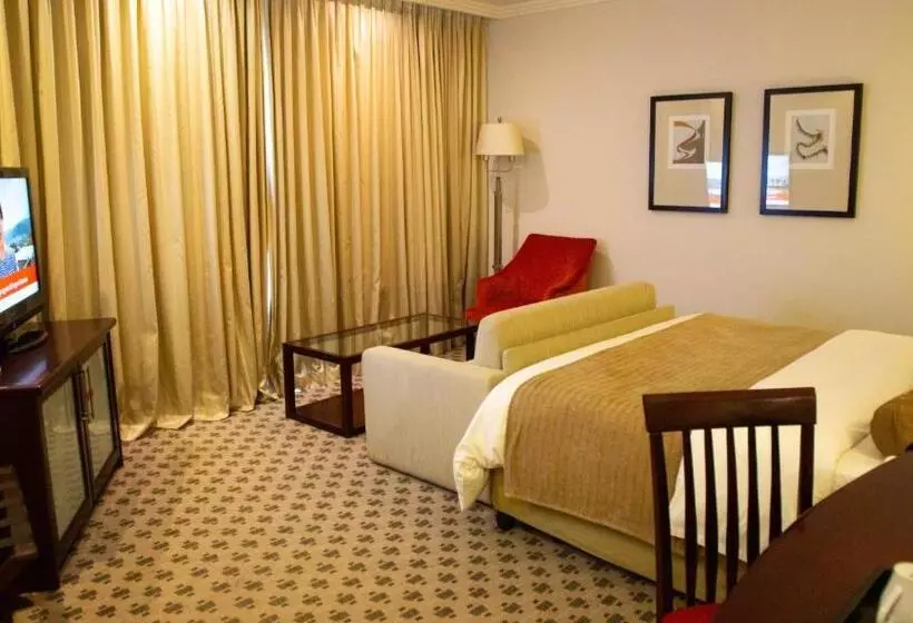Phakalane Golf Estate Hotel & Convention Centre