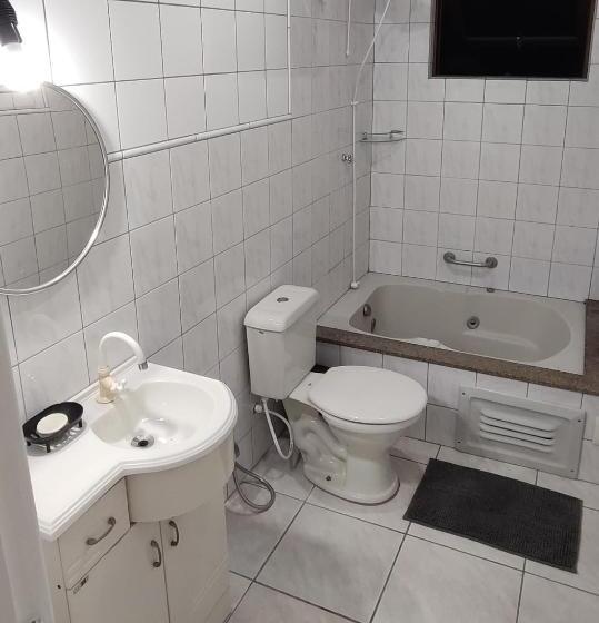 Picco Da Ilha Hostel