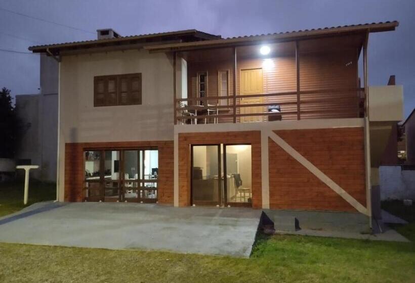 Picco Da Ilha Hostel