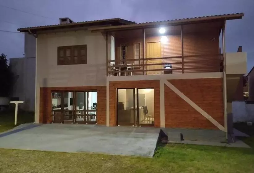 Picco Da Ilha Hostel