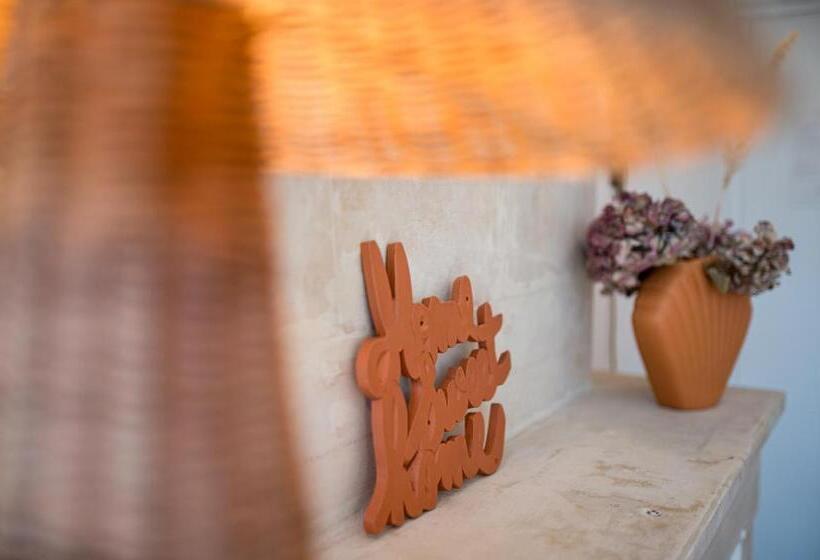 Villa Robs Appartements Tout Confort, Tv Connectée, Haut Débit, Localisation Idéale Courts Séjou