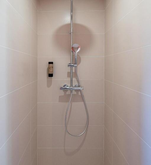 Villa Robs Appartements Tout Confort, Tv Connectée, Haut Débit, Localisation Idéale Courts Séjou