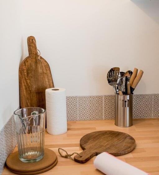 Villa Robs Appartements Tout Confort, Tv Connectée, Haut Débit, Localisation Idéale Courts Séjou