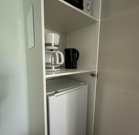 هاستل Lepopaikka Lokinpesä, Majoitus Ja Camping