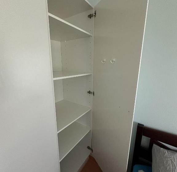 هاستل Lepopaikka Lokinpesä, Majoitus Ja Camping