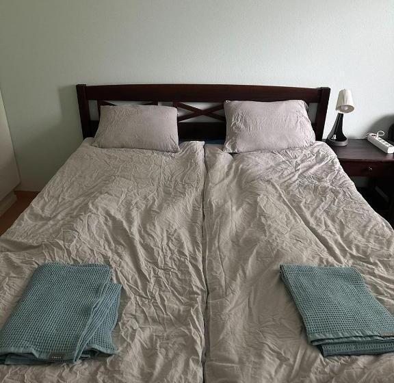 هاستل Lepopaikka Lokinpesä, Majoitus Ja Camping