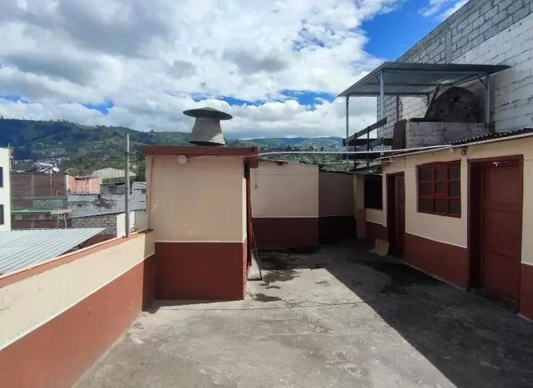 Aamiaismajoitus (B&B) Conexión Urbana En El Centro De Ambato