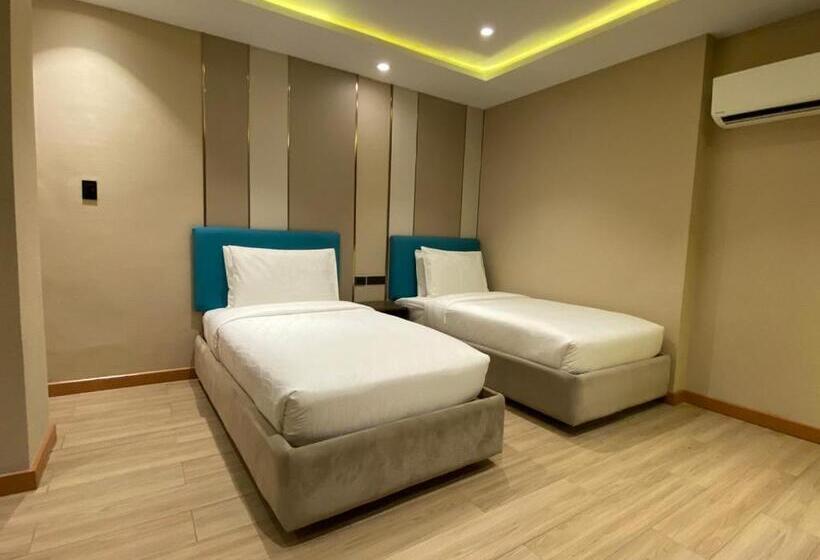 Отель Belajandro