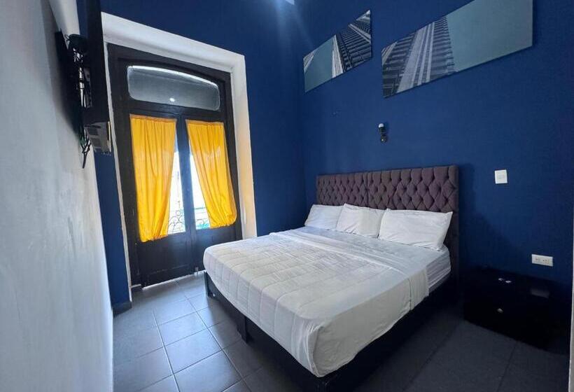 هتل Casa Palacios