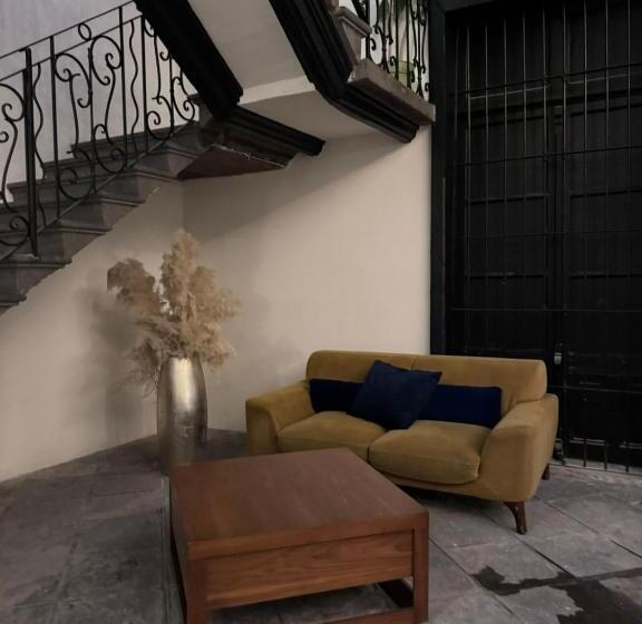 هتل Casa Palacios