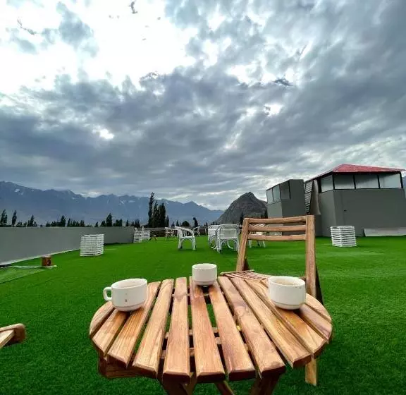 هتل Harriot Skardu