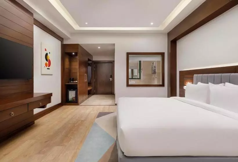 هتل Holiday Inn Resort Kathmandu Budhanilkantha, An Ihg