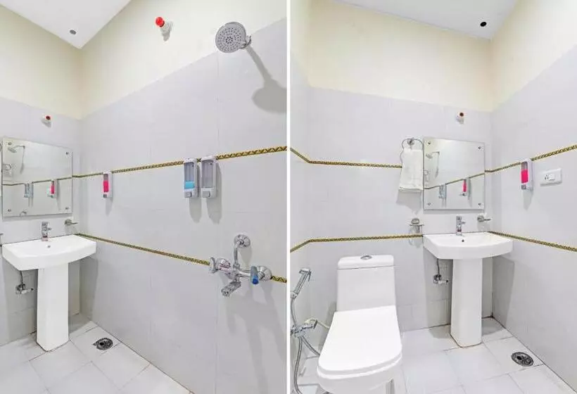 Super Hotel O Banthara Near Airport
