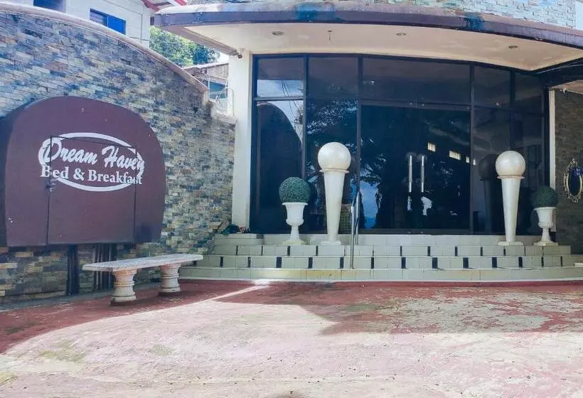 Hotelli Reddoorz At Dream Haven Bed & Breakfast