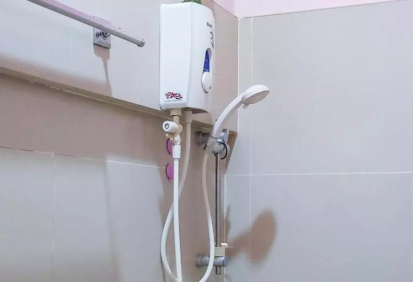 Hotelli Reddoorz At Dream Haven Bed & Breakfast