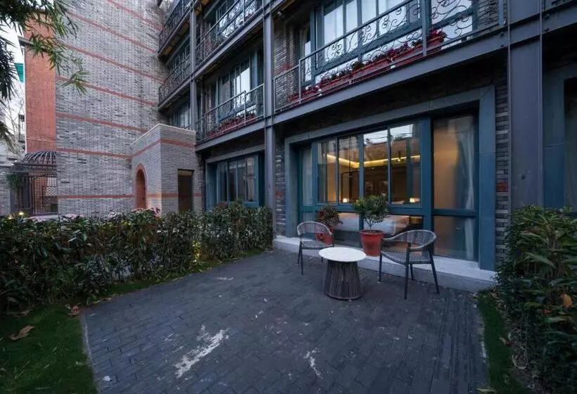 هتل Shanghai Huaihai Mansion